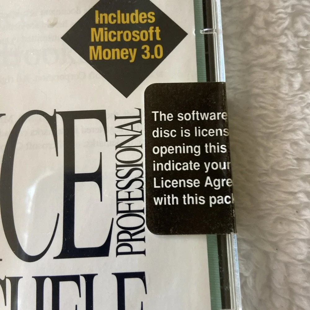 Microsoft Office Professional and Bookshelf Software CD 1994 Windows Vtg Sealed‎